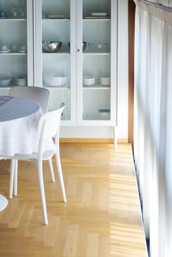 Residenza Puoti Apartment Peschiera del Garda Bagian luar foto