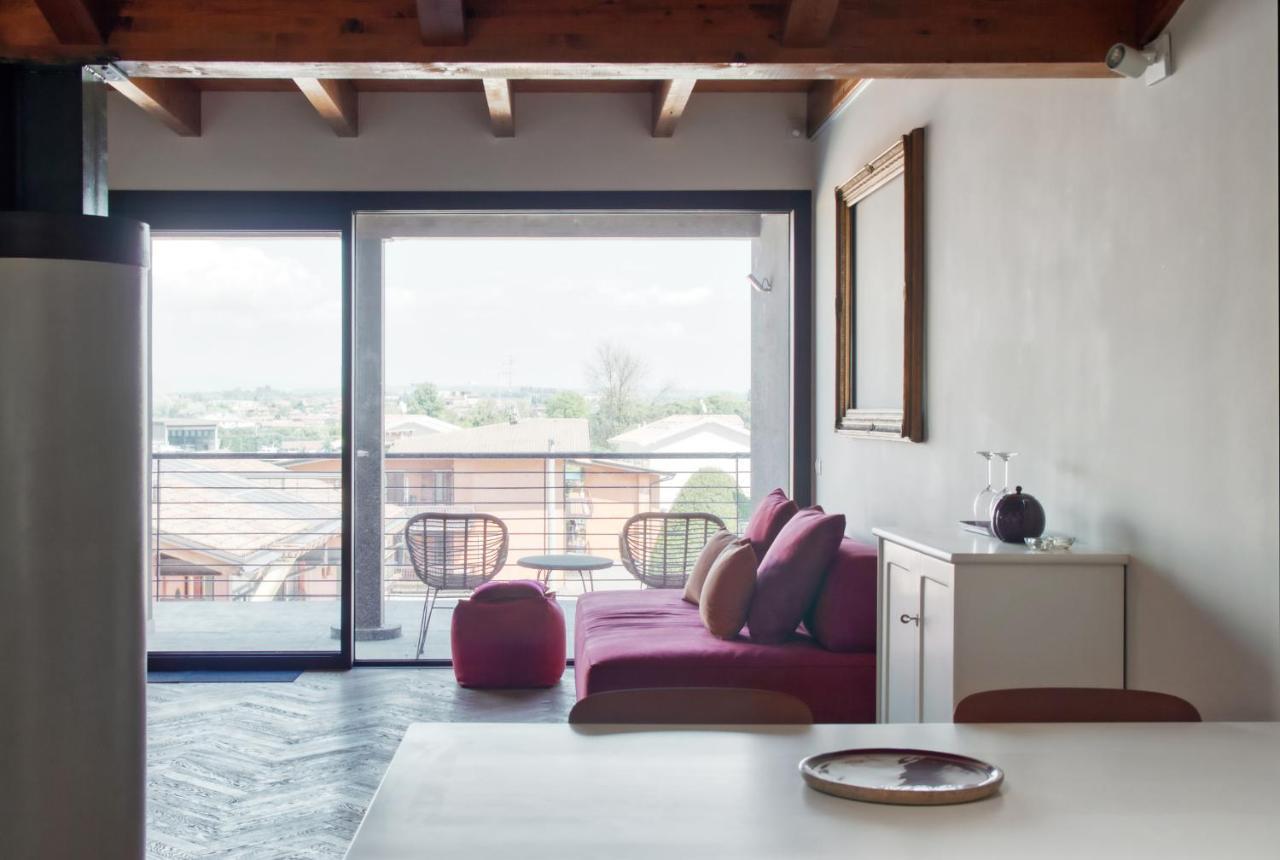 Residenza Puoti Apartment Peschiera del Garda Bagian luar foto