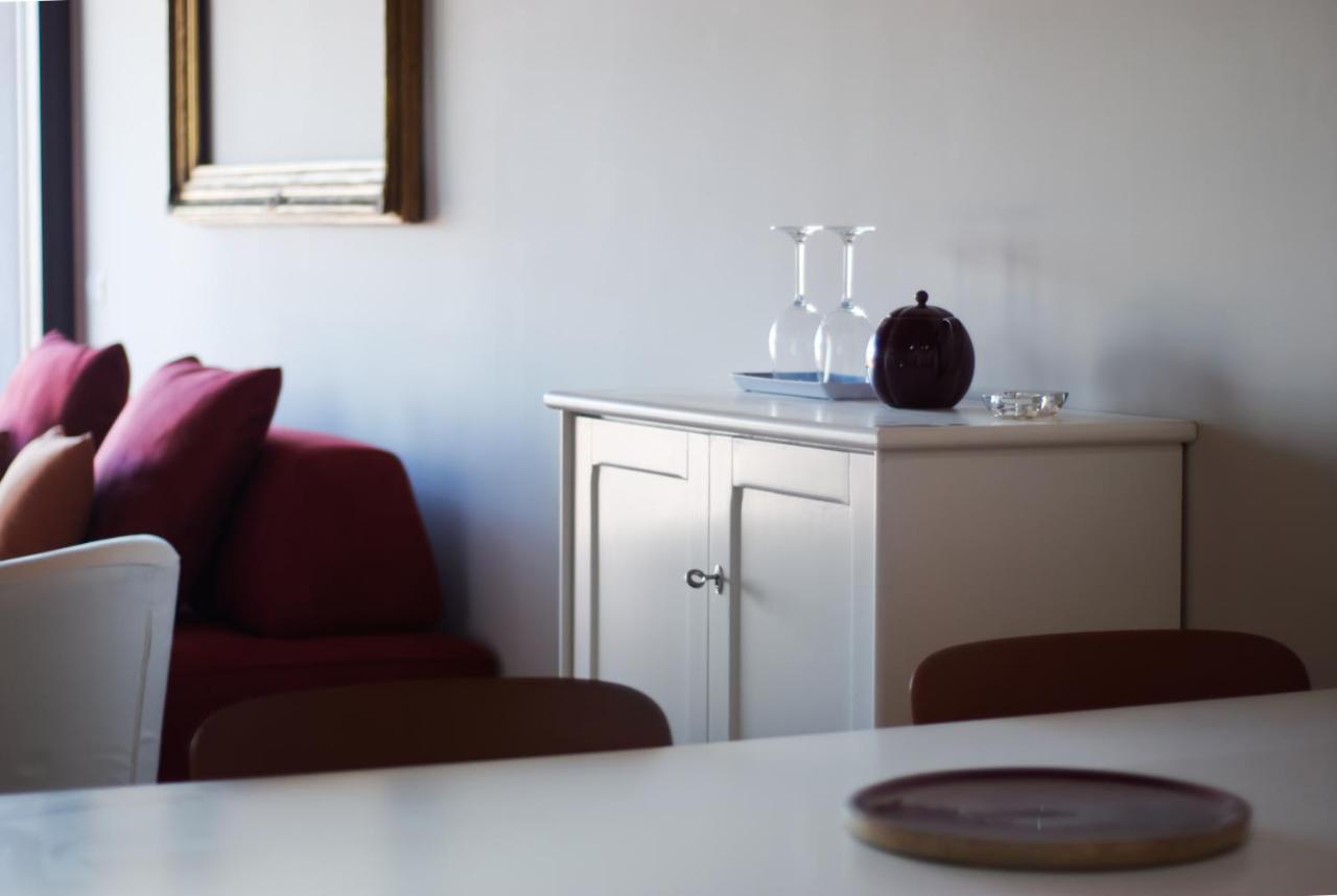 Residenza Puoti Apartment Peschiera del Garda Bagian luar foto