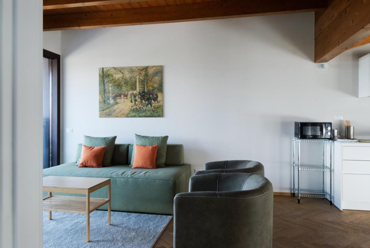 Residenza Puoti Apartment Peschiera del Garda Bagian luar foto