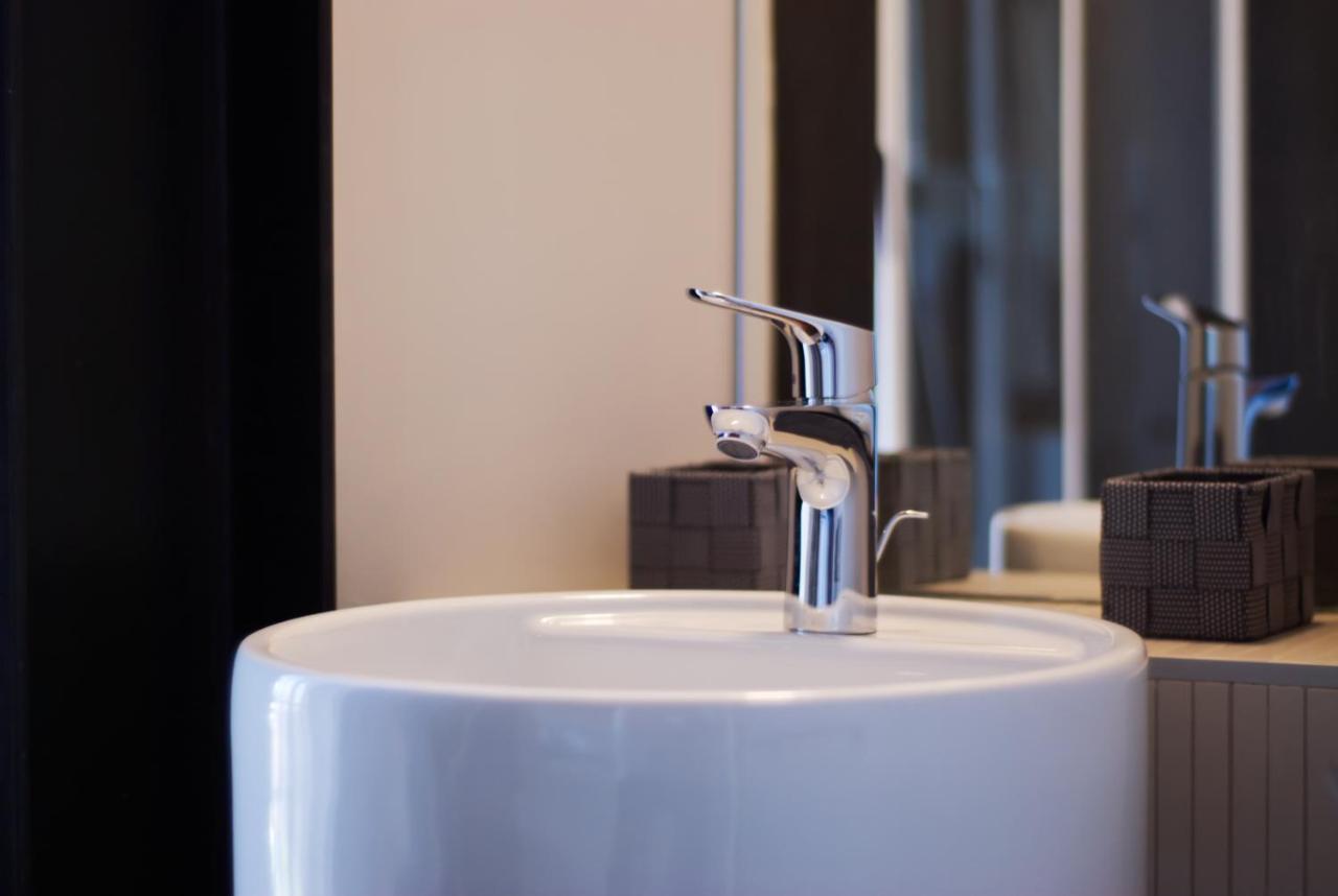 Residenza Puoti Apartment Peschiera del Garda Bagian luar foto