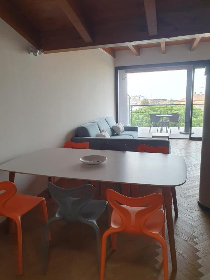 Residenza Puoti Apartment Peschiera del Garda Bagian luar foto
